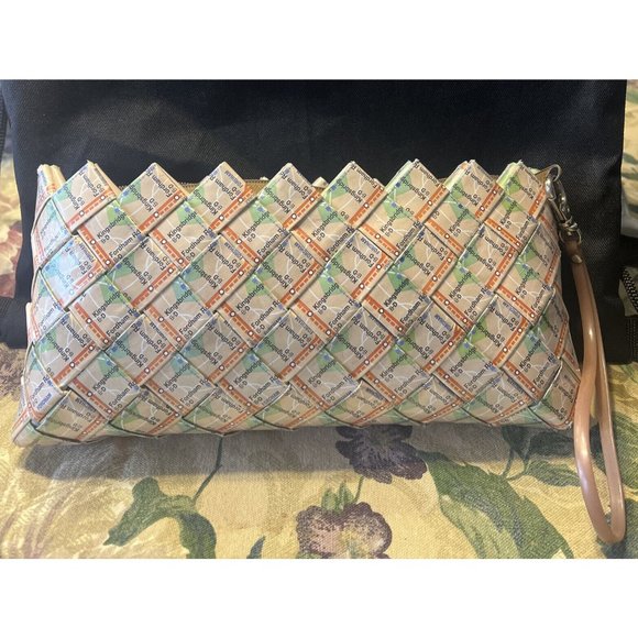 ECOIST CLUTCH PURSE FORDAHM ROAD BRONX N.Y. - Picture 1 of 4